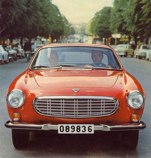 1968 - Volvo P1800 S at Avenyn in Göteborg