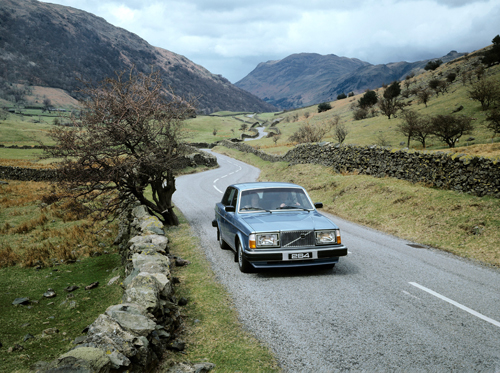 1980 - Volvo 264 GLE somewhere in England or Scotland?