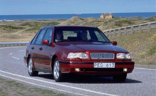 1995 - Volvo 440 at almost hte same location as above, near Det Gula Huset in Hanstholm Denmark.