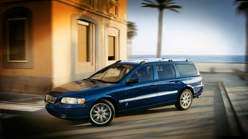 2005 - Volvo V70 Ocean Race, somewhere near Cape Town or Vigo in Spain?