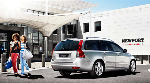 2012 - Volvo V50 somewhere in Cape Town in South Africa, but where is or was this Newport Fitness Club?
