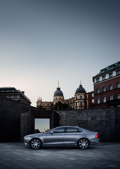 2016 - Volvo S90 at Södra Blasieholmshamnen in Stockholm