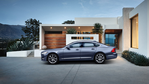 2016 - Volvo S90 at Pasadena House on Heatherside Rd in Pasadena, Los Angeles, USA