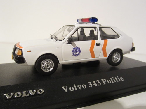042 - Volvo 343 Politie 