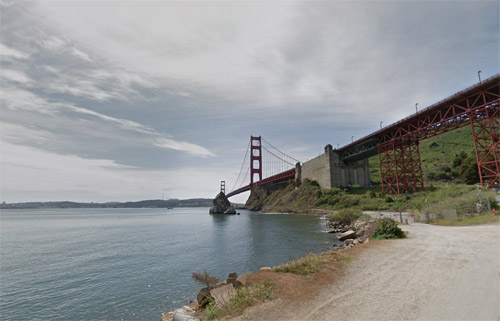 2015 - Moore Rd near Golden Gate Bridge SF USA (Google Streetview)