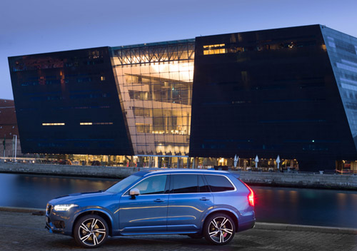 2016 - Volvo XC90 R-Design