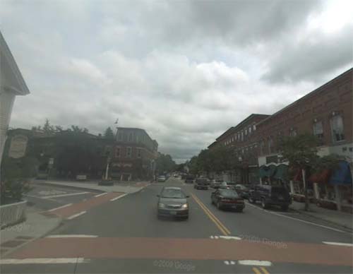 2013 - Central Street and Elm Street in Woodstock, Vermont USA (Google Streetview)