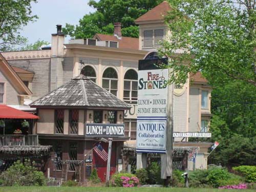 2013 - Fire Stone Restaurant on East Woodstock Road near Hartford Vermont USA 