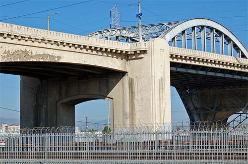 Old Sixt Street Bridge LA