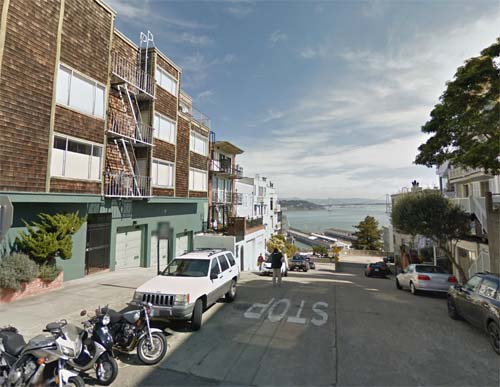 2013 - Union Street (view to the east) in San Francisco, USA (Google Streetview)
