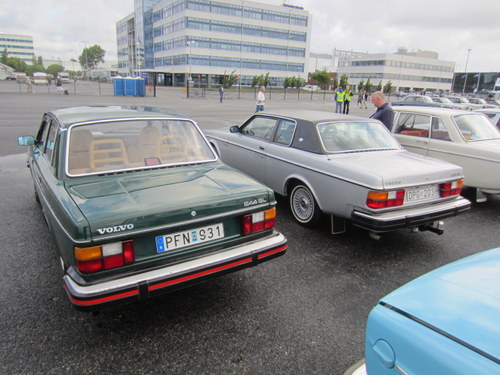 Volvo 244 and Volvo 262 C Bertone