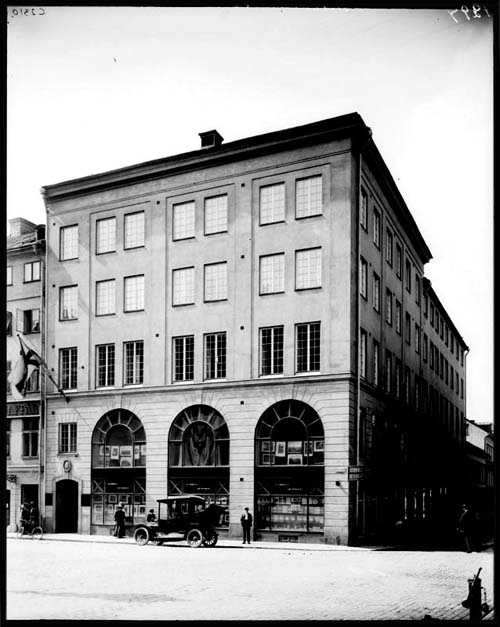 1908 - 1920 - Brunkebergstorg 11 in Stockholm (source. Stockholmskällan)