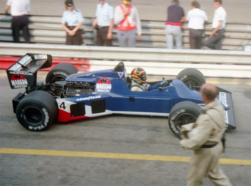 Stefan Bellof with Tyrrell -Cosworth 012
