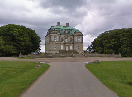 2013 - Eremitagesletten in Kongens Lyngby in  Danmark (Google Streetview)