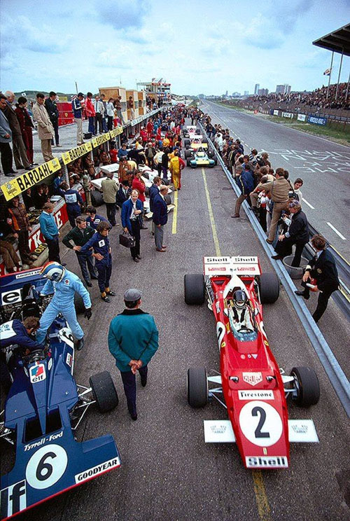 1971 - Pitlane at Dutch GP with winner Jacky Ickx