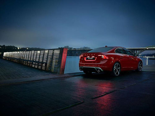 2016 - Volvo S60 R-Design