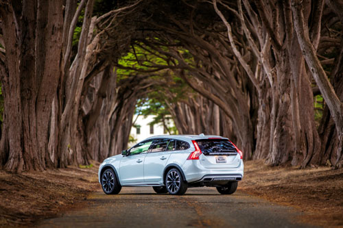 2016 - Volvo V60 Cross Country