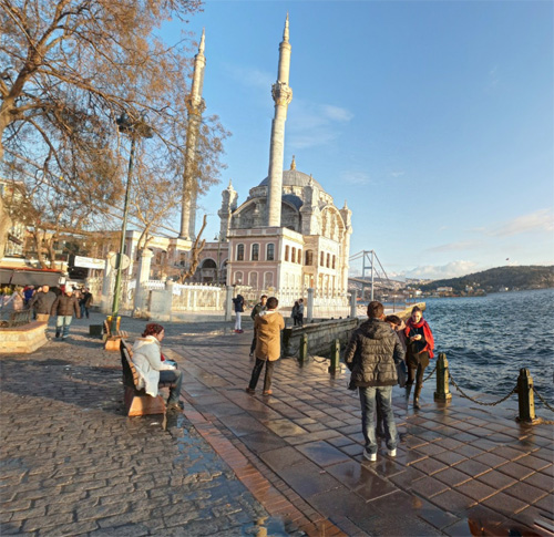 2016 - Ortaköy Mosque in Istanbul (Google Streetview)