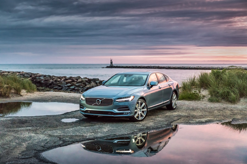2016 - Volvo S90 at W Lake Dr in Montauk on Long Island, USA