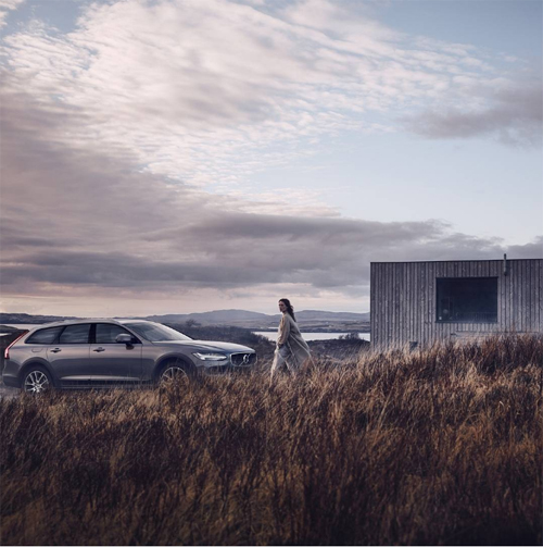 2016 - Volvo V90 Cross Country at The Hen House in Fiscavaig on Isle of Skye in Scotland, UK