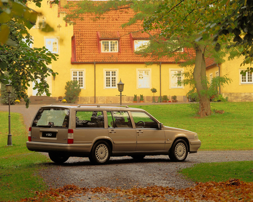 1999 - Volvo V90