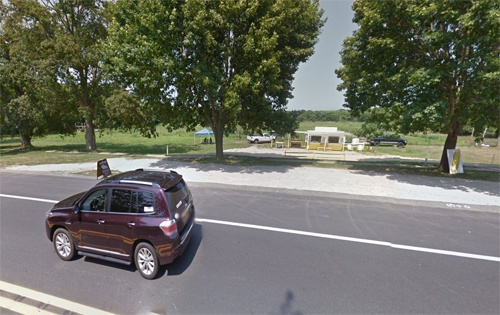 2016 - Bhumi Farms in East Hampton - USA (Google Streetview)